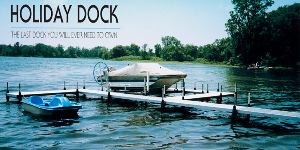 Holiday Dock - Great Lakes Ace Hardware Store