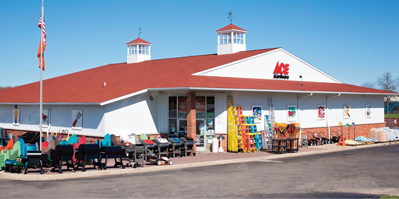 Rockford Great Lakes Ace Hardware Store